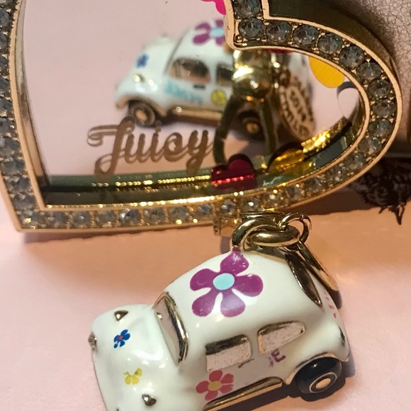 Juicy Couture charm Baby you can drive my VW bug - Picture 2 of 12
